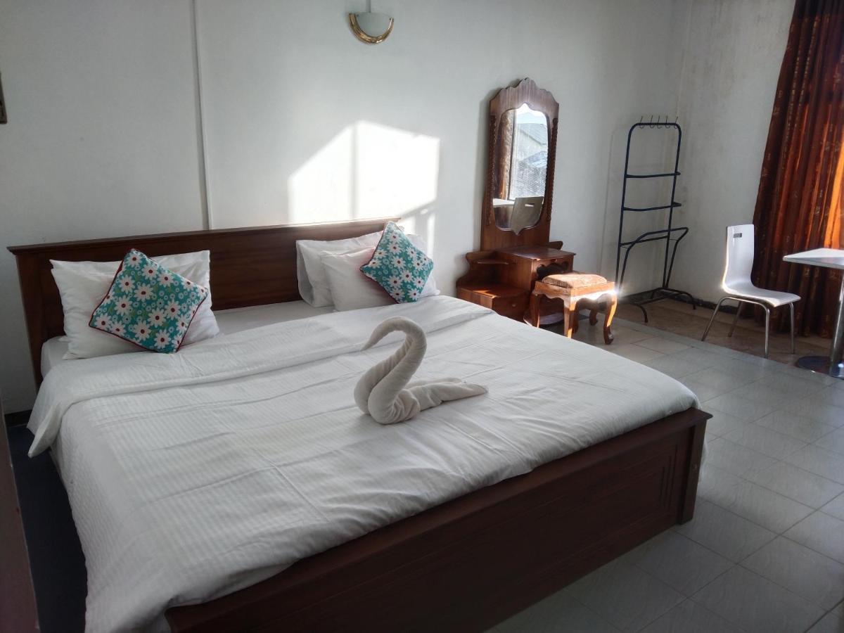 Unique View Nuwaraeliya Hotel Nuwara Eliya Ngoại thất bức ảnh